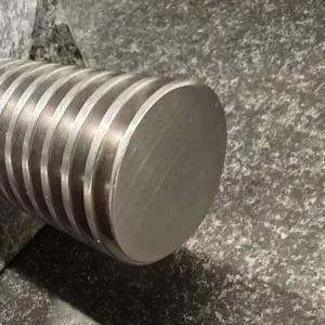 Нарезка трапецеидальных винтов